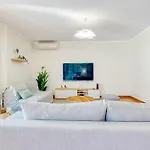 Stunning House With Terrace Lisboa