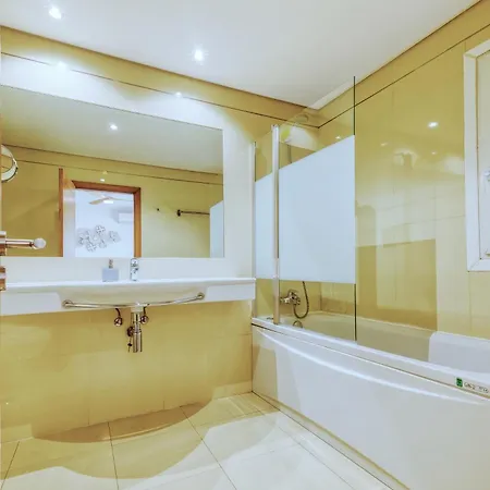 公寓 Stunning House With Terrace *